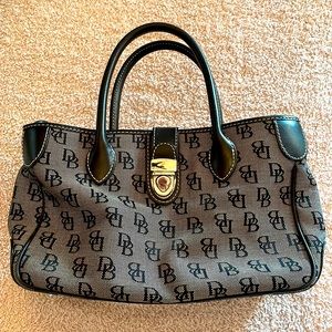 Dooney & Bourke Purse